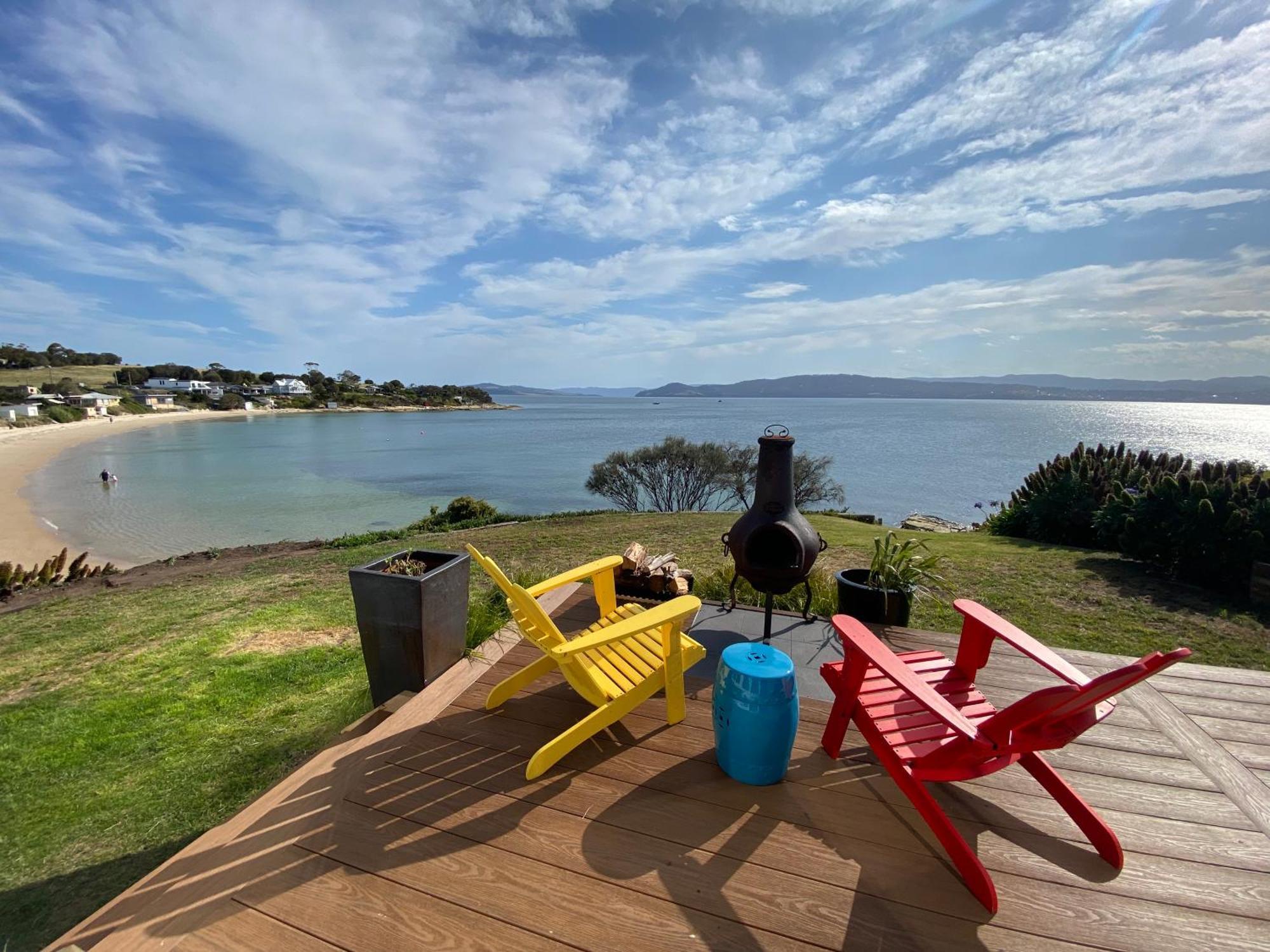 Beach Buoy Opossum Bay South Arm Екстериор снимка